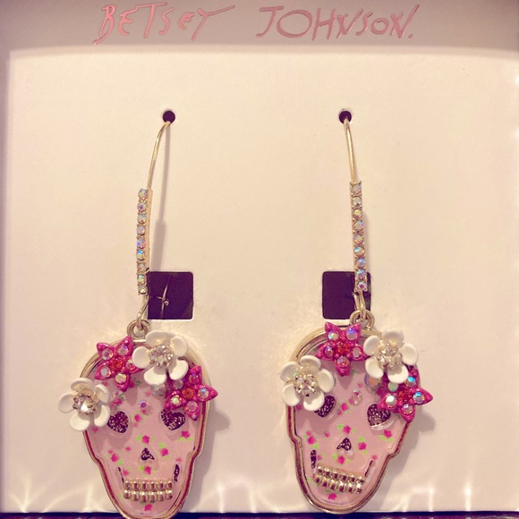 ORDER BY 09/01 Betsey Johnson sugar skull earrings - Picture 2 of 3